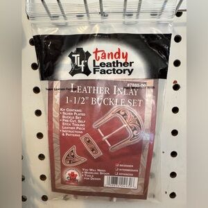 Tandy Leather Factory Leather Inlay 1-1/2” Buckle set kit.